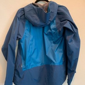 REI WOMENS OUTER SHELL/RAIN JACKET